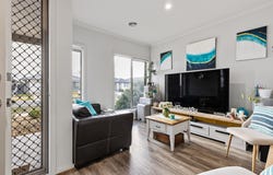 80 Lugano Avenue, Alfredton, Vic 3350