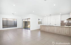 3 Perkins Drive, Clarkson, WA 6030