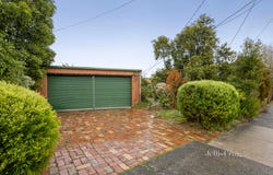 13 Railway Avenue, Ringwood East, Vic 3135