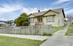 15 Hilton Road, Claremont, Tas 7011