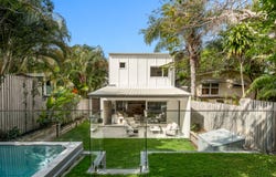 210 Cypress Terrace, Palm Beach, Qld 4221
