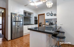 4 Quinn Street, Bell Post Hill, Vic 3215