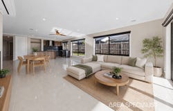 11 Langley Boulevard, Lang Lang, Vic 3984