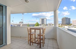 355/803 Stanley Street, Woolloongabba, Qld 4102