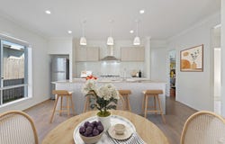 10 Sally Crescent, Nirimba, Qld 4551