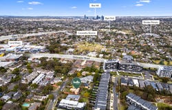 9 Arnold Grove, Doncaster, Vic 3108