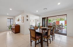 18 Faraday Crescent, Pacific Pines, Qld 4211