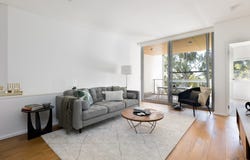 17/1 Hallam Way, Rivervale, WA 6103