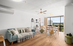 1005/70 Remembrance Drive, Surfers Paradise, Qld 4217