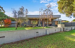 56-58 Ross Street, Sale, Vic 3850