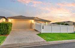 13 Girraween Crescent, Parkinson, Qld 4115