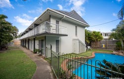 405 Esplanade, Torquay, Qld 4655