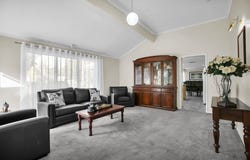 1 Foxglove Court, Cranbourne North, Vic 3977