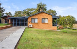1 Hillview Drive, Yarravel, NSW 2440