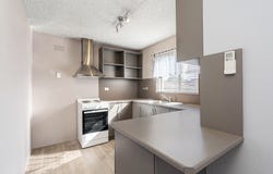 1/9 Henschke Avenue, Tolland, NSW 2650