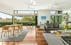 75 Strickland Terrace, Graceville, Qld 4075