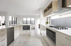 560 Heather Gr, Clyde North, Vic 3978