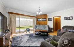 4 Form Street, Wendouree, Vic 3355