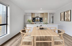 13  Sunnybank Road, Fraser Rise, Vic 3336
