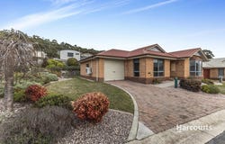 2/27 Wragg Street, Somerset, Tas 7322