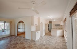 24 Sunset Drive, Thabeban, Qld 4670