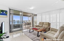 704/378 Marine Parade, Labrador, Qld 4215