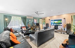 40 Leighton Drive, Edens Landing, Qld 4207