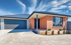 7 TOURMALINE DRIVE, Rutherford, NSW 2320