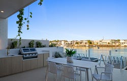 2/37 Neerim Drive, Mooloolaba, Qld 4557
