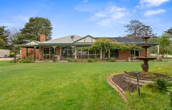 240 Whites Road, Mount Duneed, Vic 3217