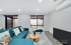 4 NEBULA CRESCENT, Mickleham, Vic 3064