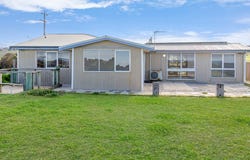 274 DUTTON WAY, Portland, Vic 3305