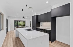 9-11 The Oval Drive, Mount Nathan, Qld 4211