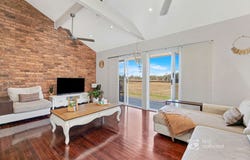 33 Mcgrath Road, McGraths Hill, NSW 2756