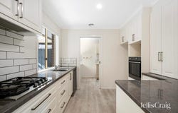 172 St Ambrose Grove, Lilydale, Vic 3140