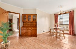 2/2 Stewart Road, Oakleigh East, Vic 3166