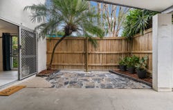 5/21-23 Bouganvillea Street, Holloways Beach, Qld 4878