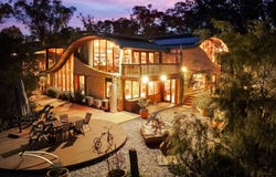 12 Gladstone Street, Wentworth Falls, NSW 2782