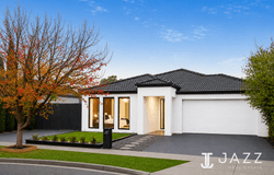 17 Hydrangea Drive, Point Cook, Vic 3030