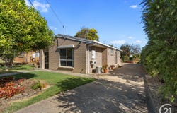 15 Pine Street, Flinders View, Qld 4305