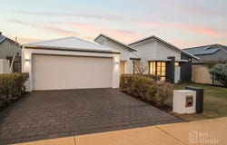52 Mcintyre Avenue, Burns Beach, WA 6028