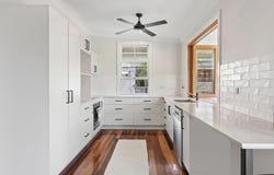 17 Philp Street, Hermit Park, Qld 4812