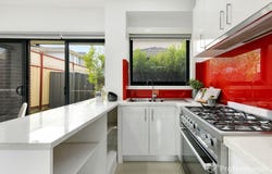 1/2 Albert Road, Sydenham, Vic 3037