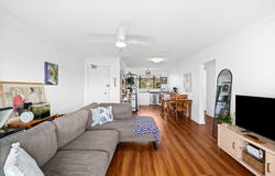 4/17 Hanworth Street, East Brisbane, Qld 4169