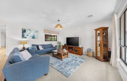 4 Hanna Place, Jerrabomberra, NSW 2619