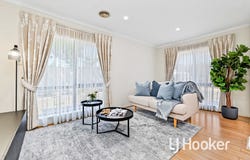 2/9 Alexander Street, Cranbourne, Vic 3977