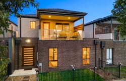 27 Station Street, Pakenham, Vic 3810