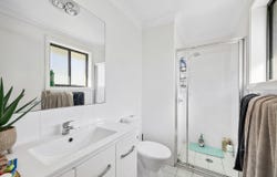 2 Cleveland Street, Cameron Park, NSW 2285