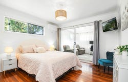 11 Arthur St, Macleay Island, Qld 4184
