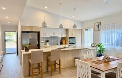 95/5 Serenity Drive, Eli Waters, Qld 4655